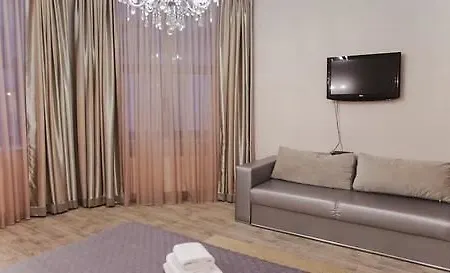 Hermes Hotel *