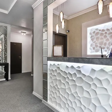 Hermes Hotel Апартаменти *