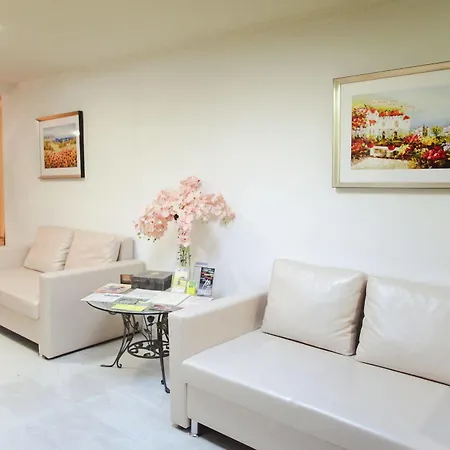 Hermes Hotel Апартаменти Одеса