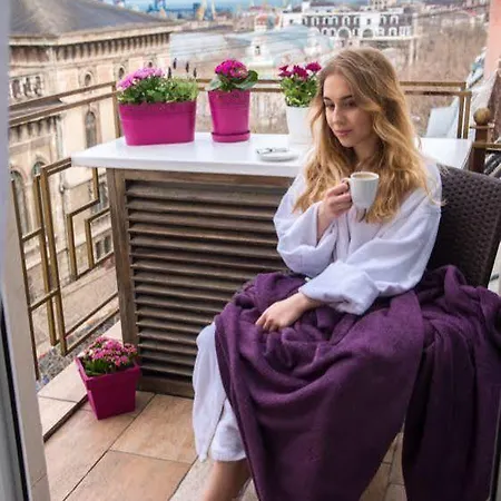 Hermes Hotel Апартаменти *